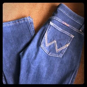 Q-Baby wranglers